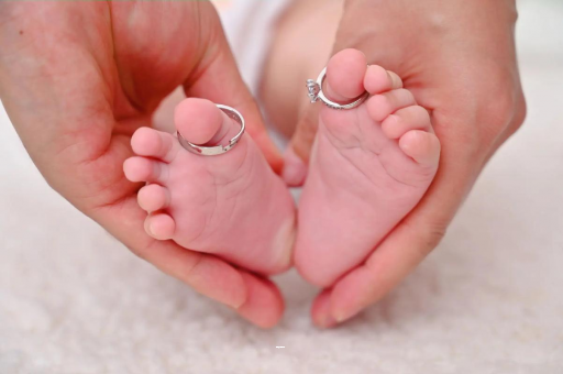 阳春宝宝发烧退不下去 阳春宝宝发烧退不下去